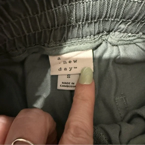 A New Day Women’s Joggers - sage green/teal green, size small - Picture 9 of 10